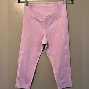 Girlfriend Collective Compressive Highrise cropped (19.5) Legging, Lilac/Pink, M